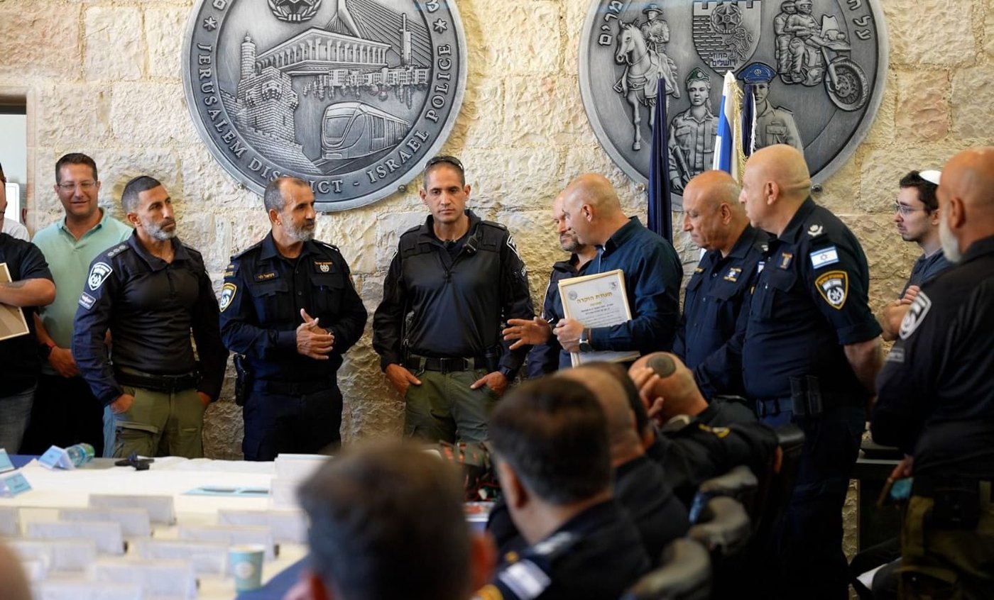 טקס 'פיצוח הסוכן' שהתקיים הבוקר במעמד המפכ"ל