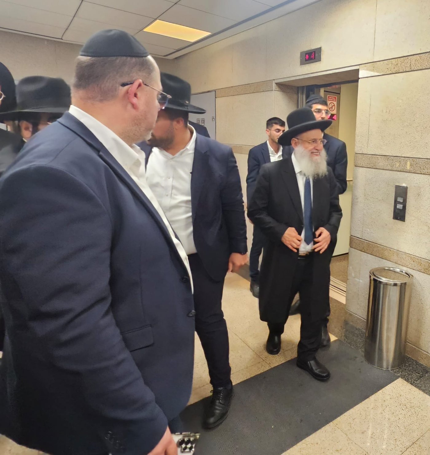 הגעת חברי המועצת לכינוס | הגר"ר אלבז