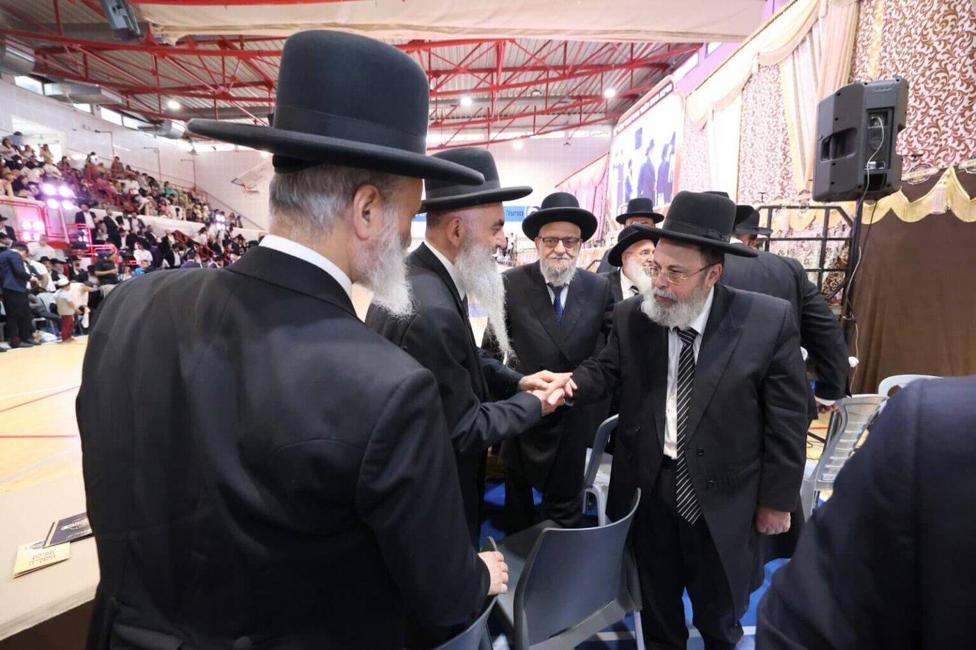 מסיבת חומש ב'מוסדי עולם'