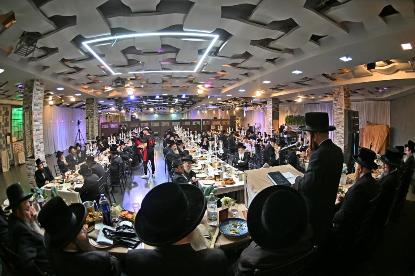 מעמד כבוד התורה למצטייני מפעל קנין ההלכה דחסידי באבוב 45