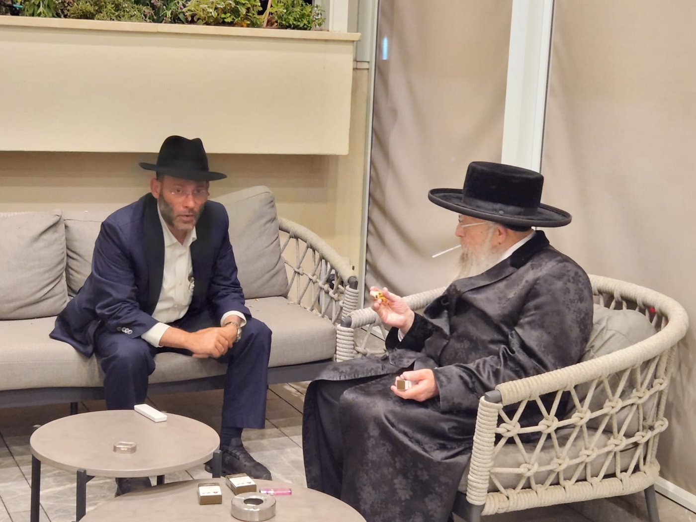 האדמו״ר מפינסק קרלין בביקור אצל יוסי ערבליך