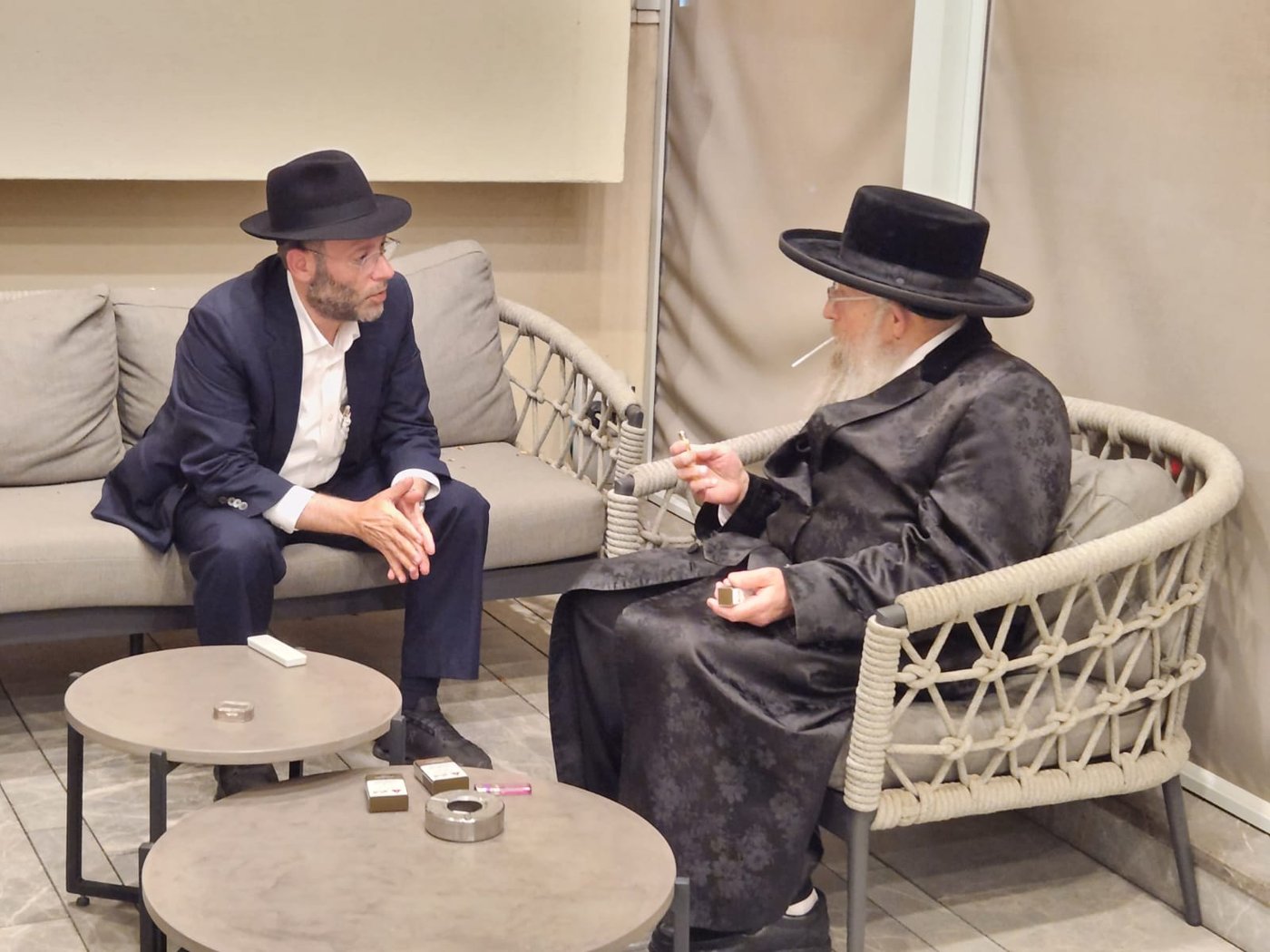 האדמו״ר מפינסק קרלין בביקור אצל יוסי ערבליך