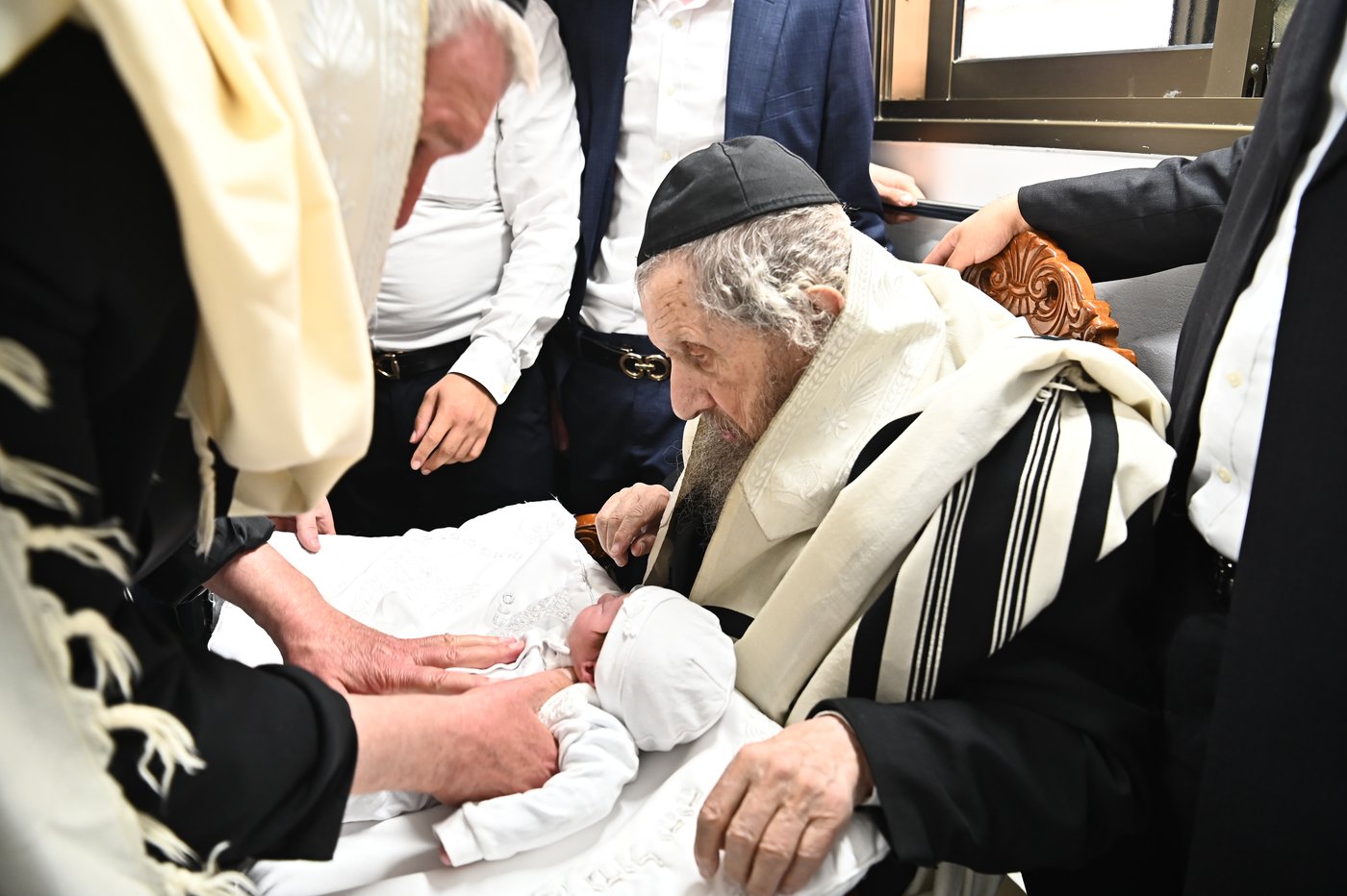 ברית לנין הגאון רבי יהודא סילמן, במעונו של הגר"ד לנדו