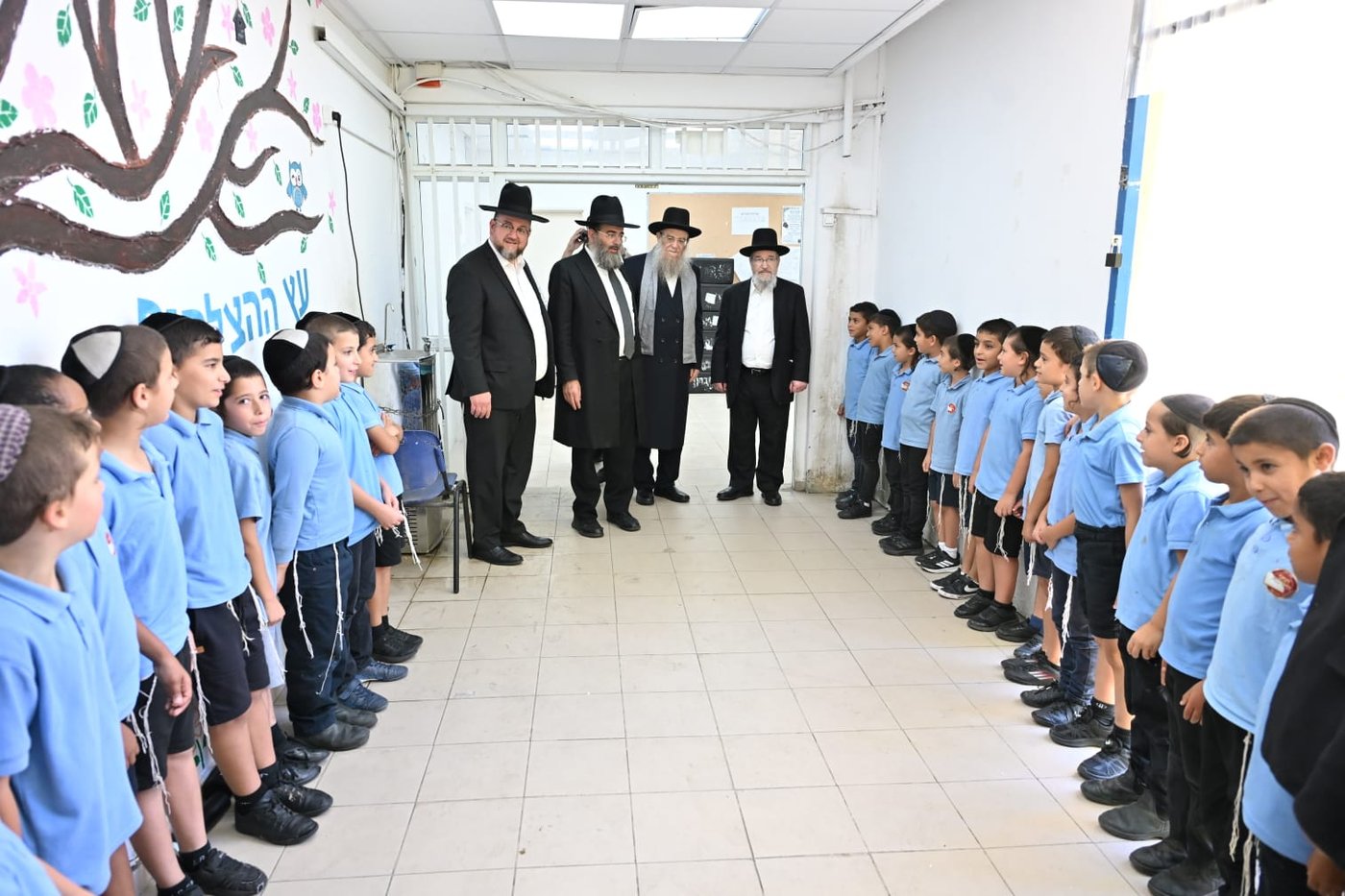 הגאון הרב אפרים לניאדו, בביקור במוסדות 'יצחק ירנן' 