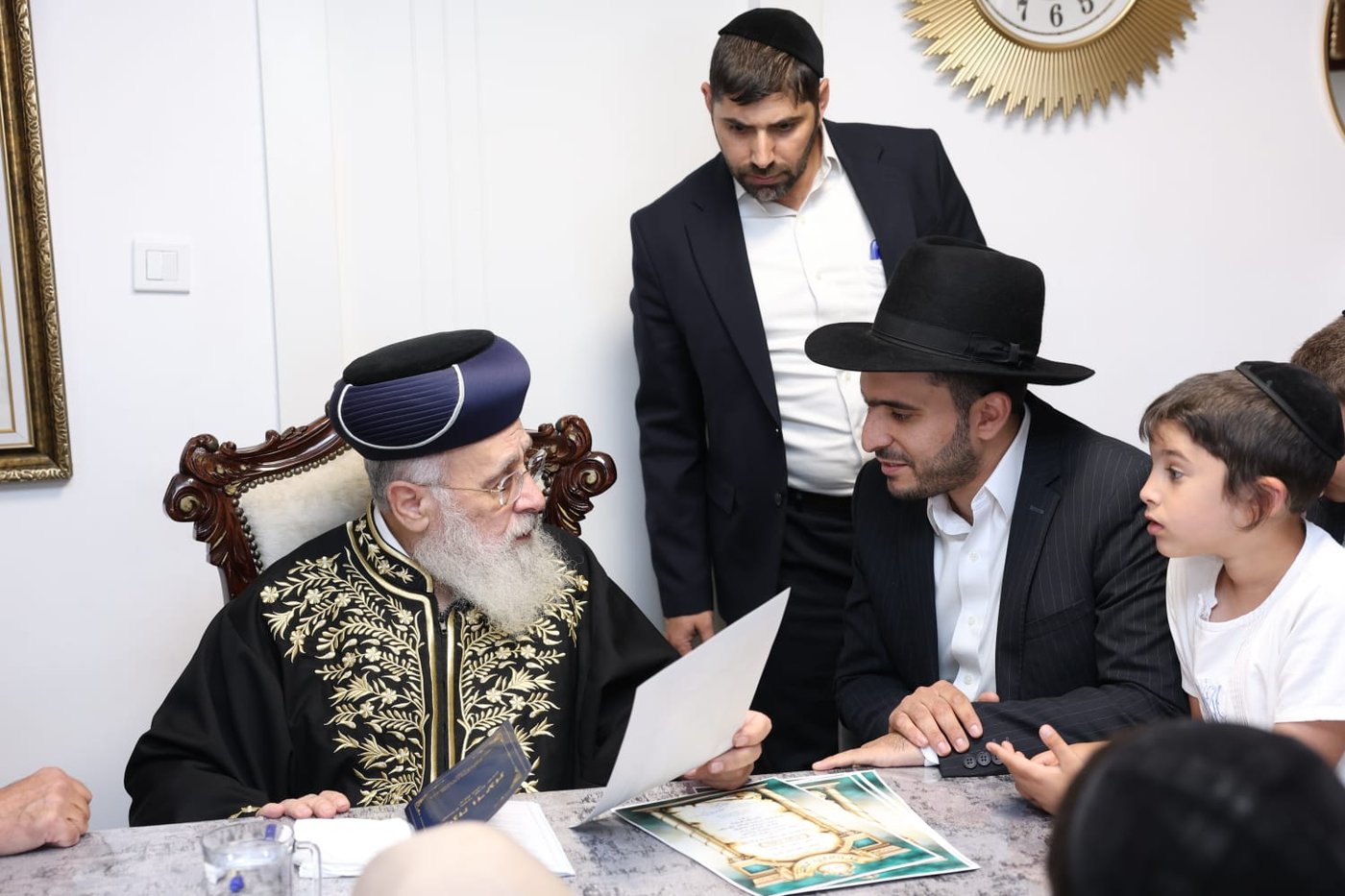 תלמידי 'חניכי התורה - תורת יהושע' אצל הראשל"צ הגר"י יוסף