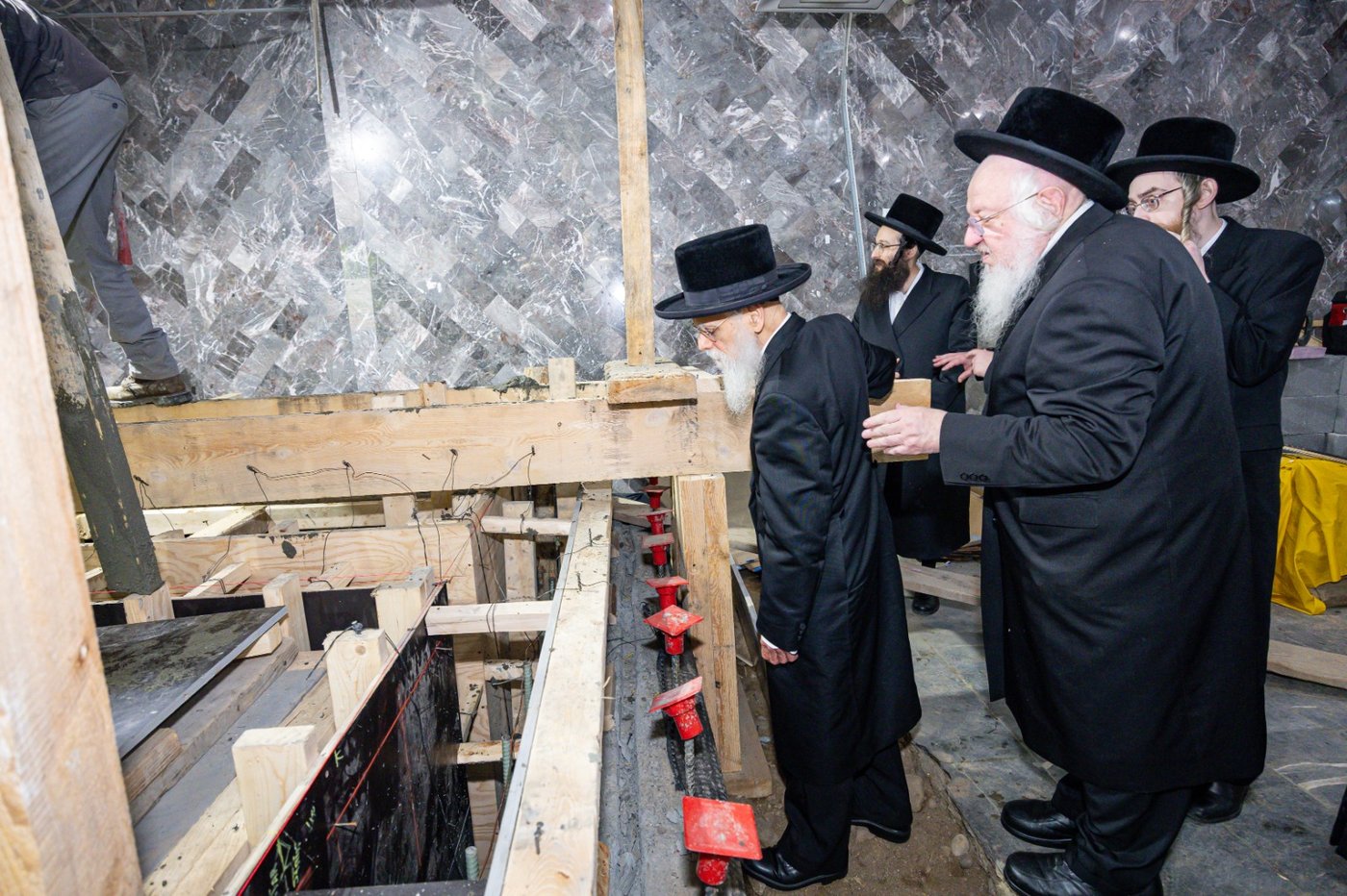 הרחבת המקווה טהרה בחצה"ק באבוב