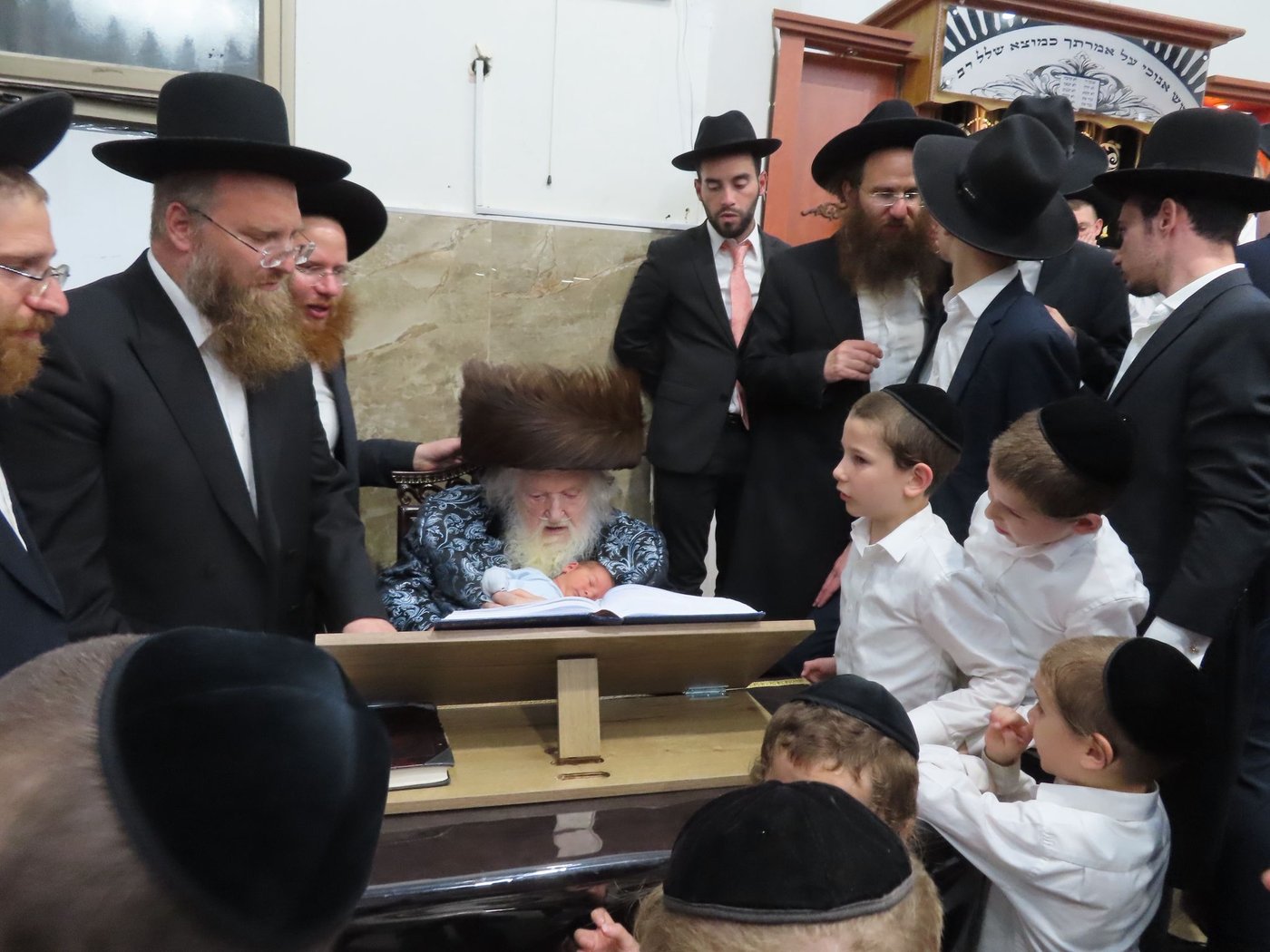 מעמד הקרישמליינען לנין הגר"מ שטרנבוך