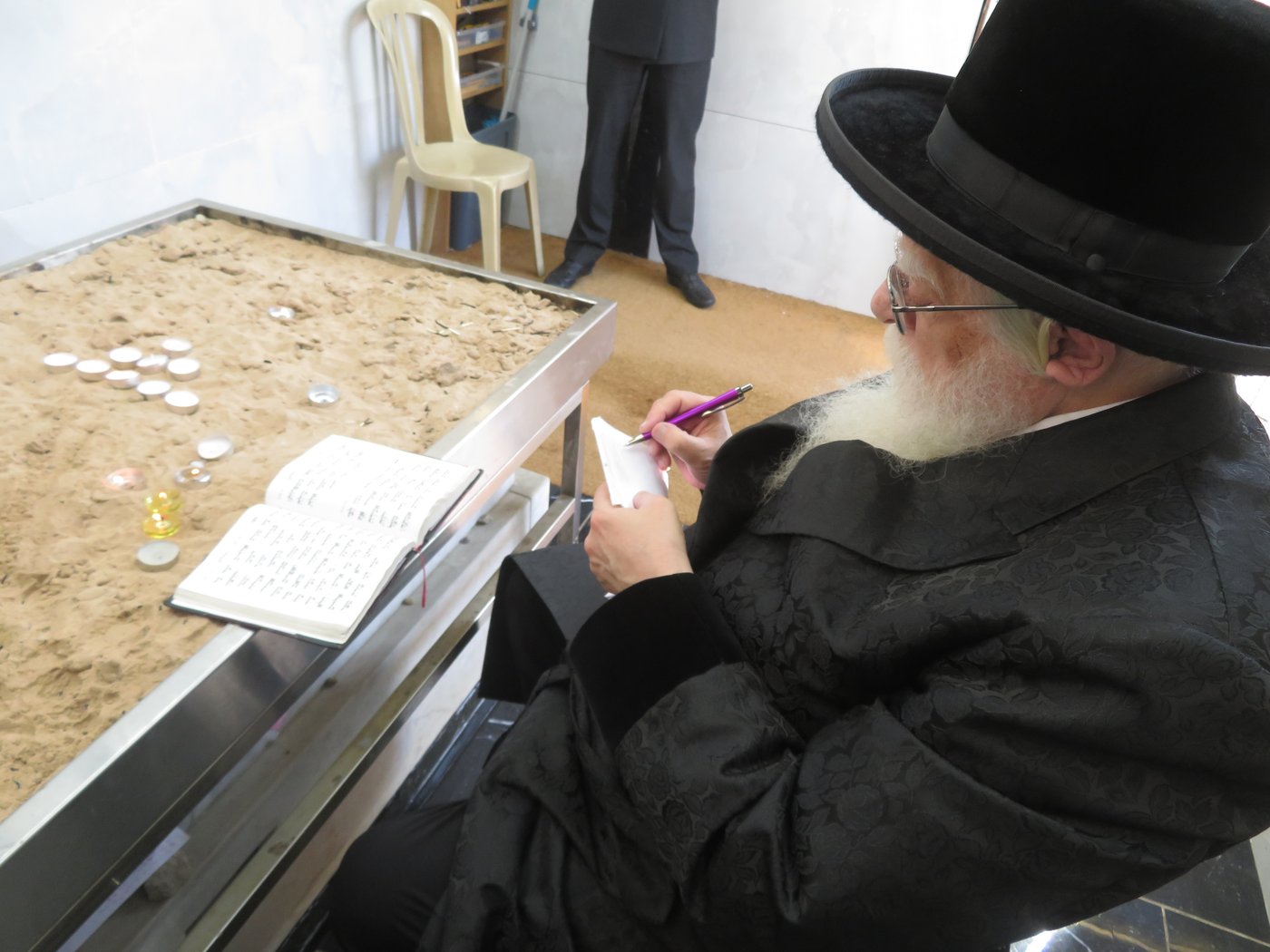 האדמו"ר משאץ ויז'ניץ בביקור בלונדון