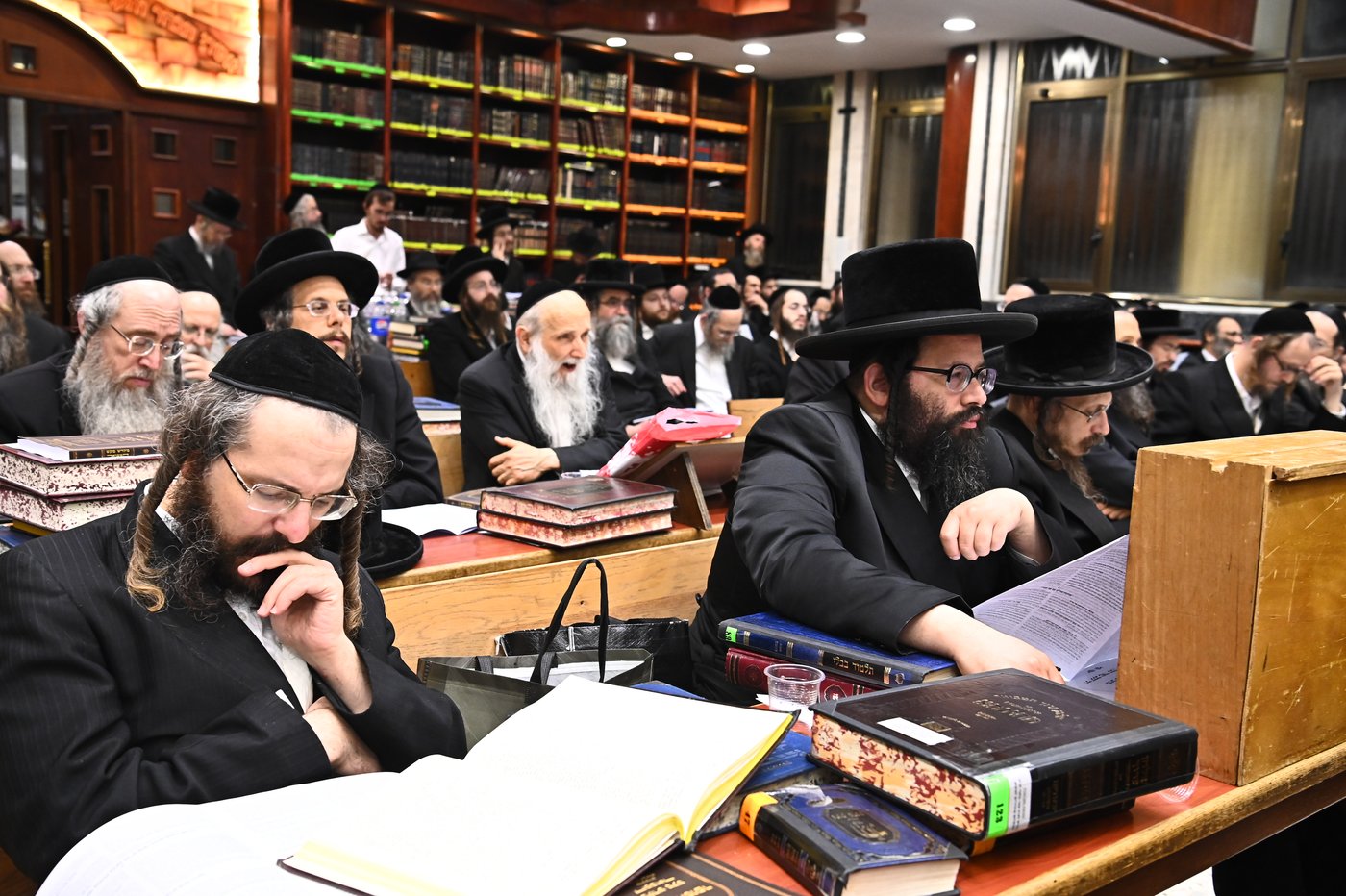 כינוס רבנים השנתי שע"י בית ההוראה של הגאון רבי יעקב מאיר שטרן