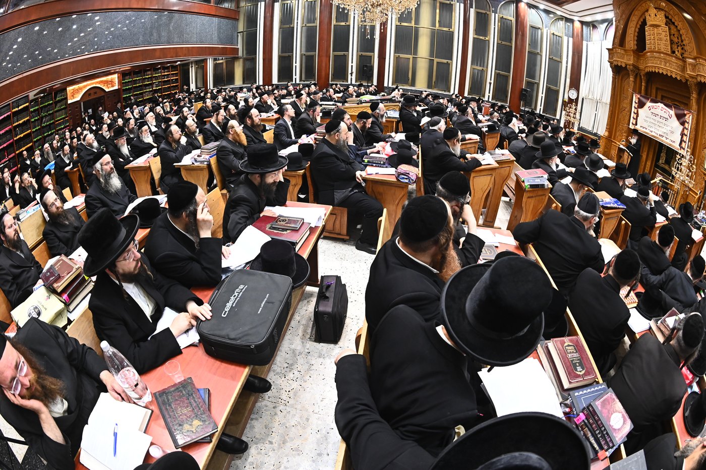 כינוס רבנים השנתי שע"י בית ההוראה של הגאון רבי יעקב מאיר שטרן