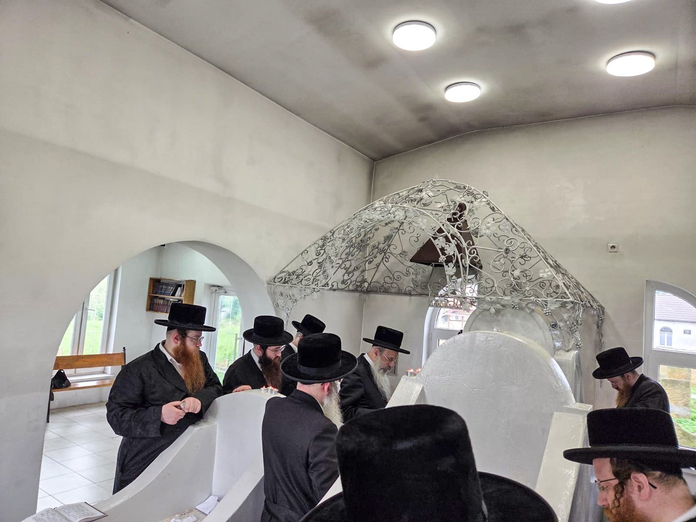 הגה"צ רבי יהושע רובין, אב"ד באבוב 45 במסע הקודש באירופה