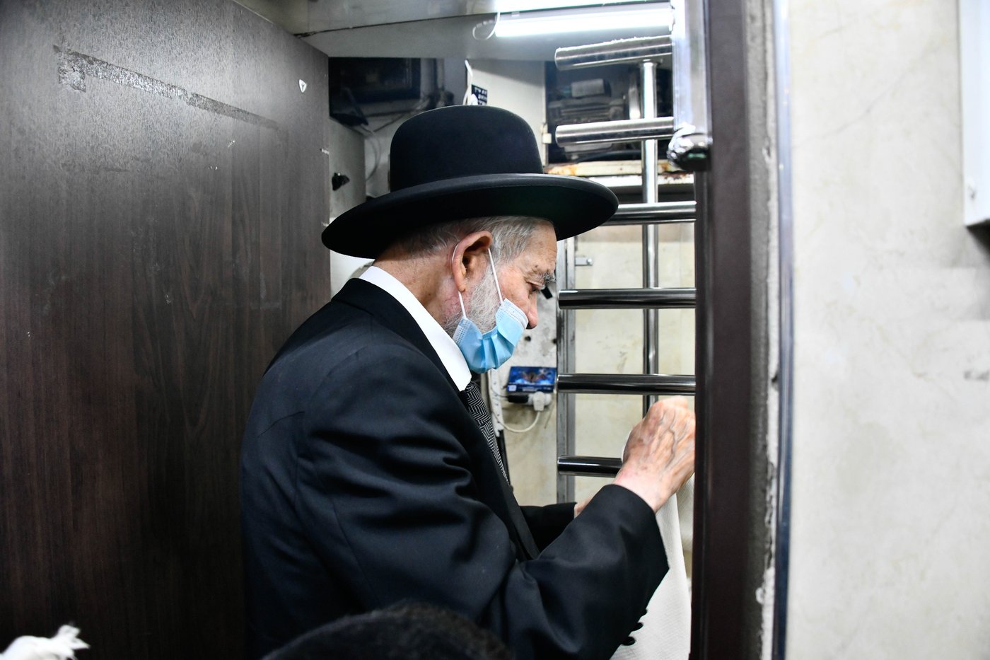ברכת כהנים עם מאות כהנים בשטיבלך המרכזי בשכונת הר נוף 