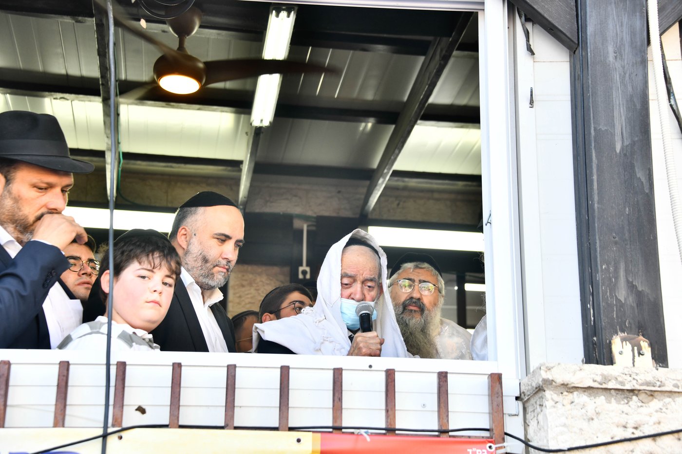 ברכת כהנים עם מאות כהנים בשטיבלך המרכזי בשכונת הר נוף 