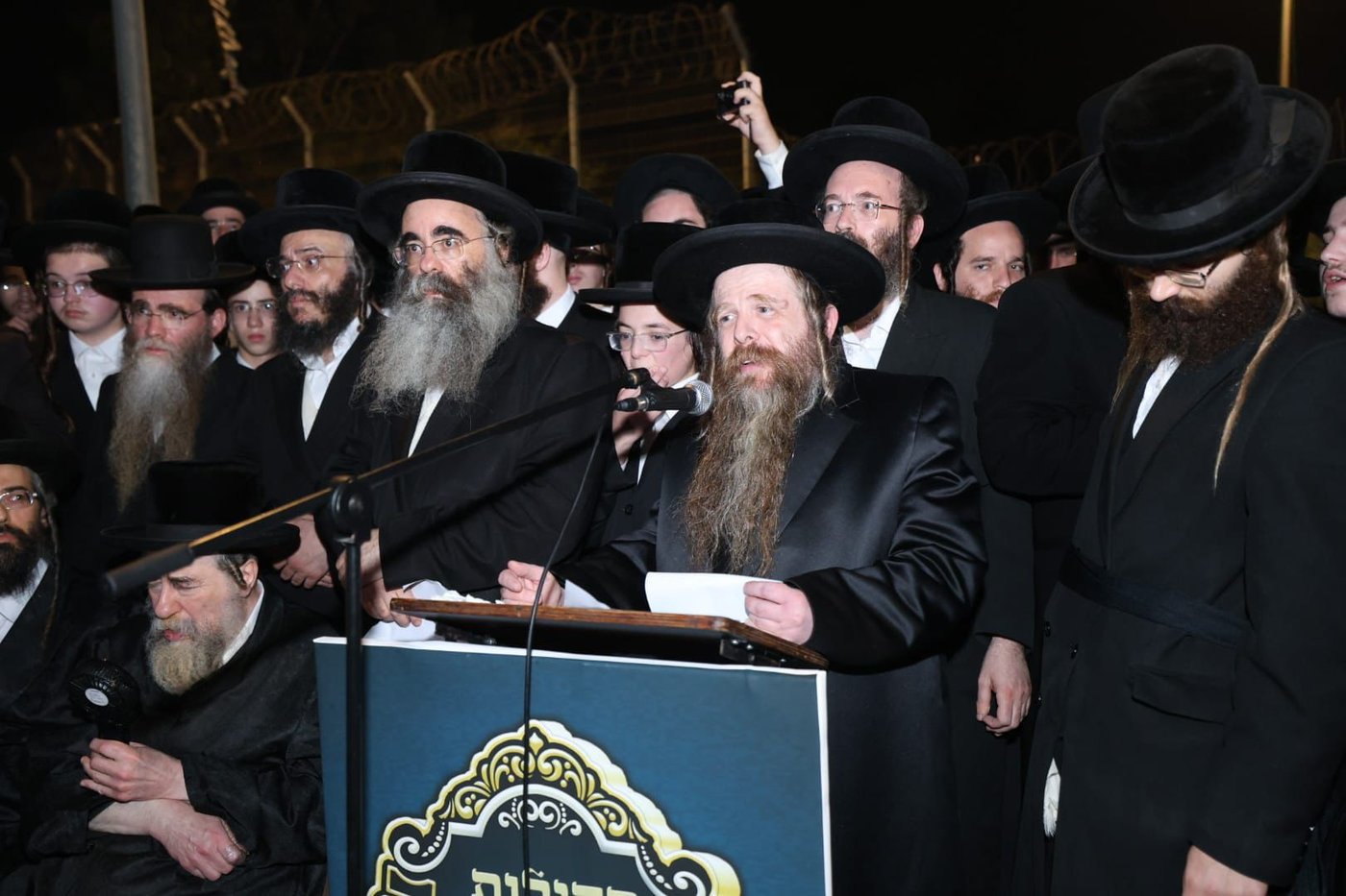 עצרת המחאה מול כלא 10