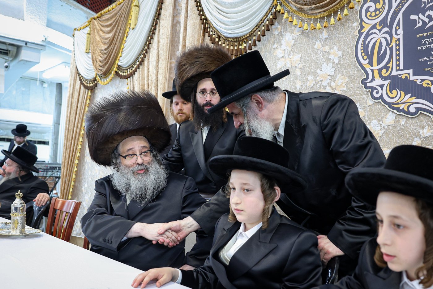 שמחת הבר מצווה לתאומים מסאטמר