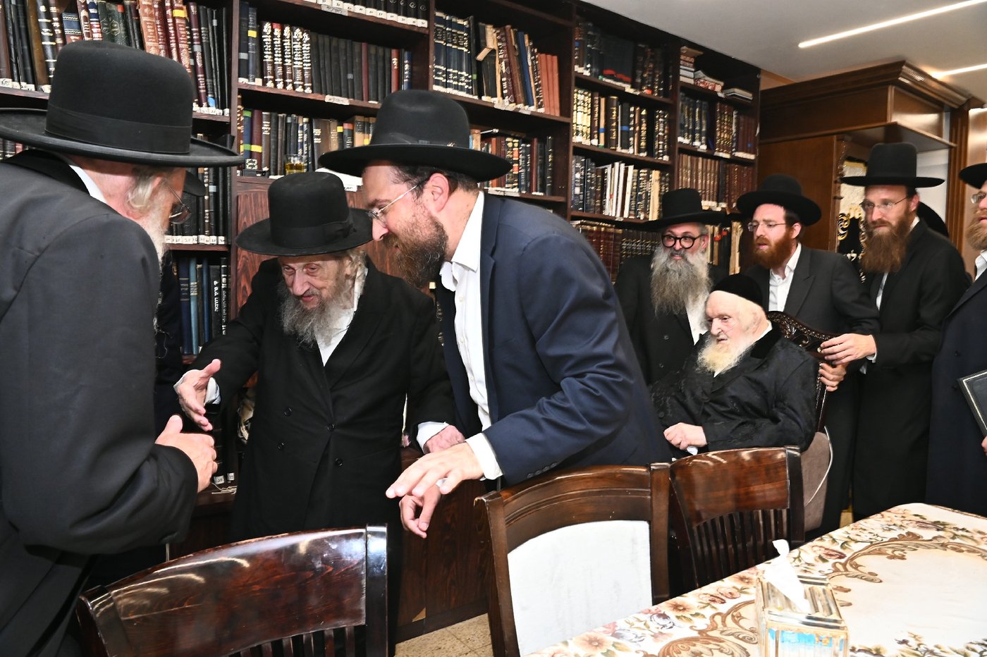 הגר"ד לנדו בביקור אצל הגר"מ שטרנבוך