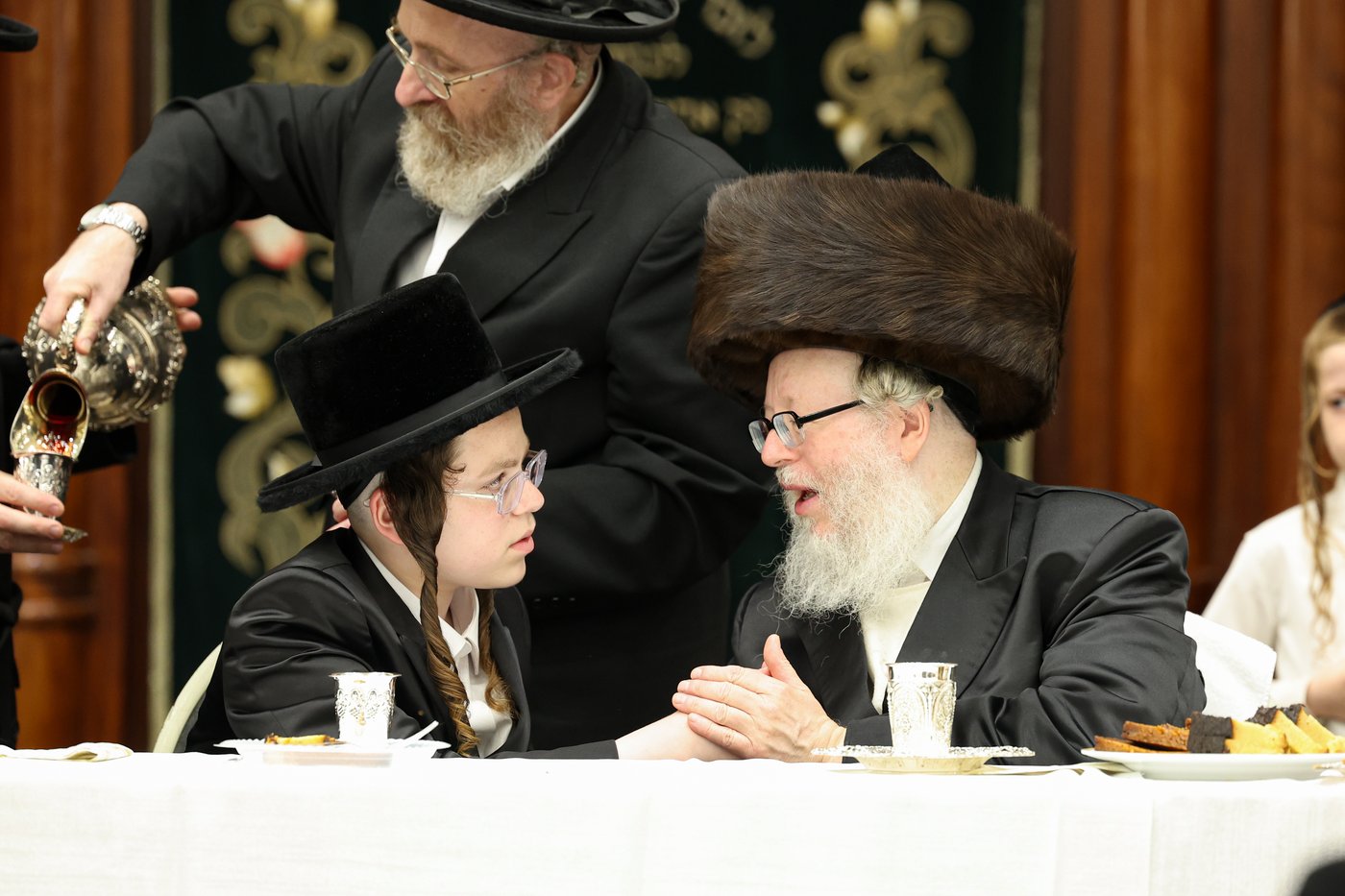 שמחת הבר מצוה לנכד האדמו"ר מבוהוש