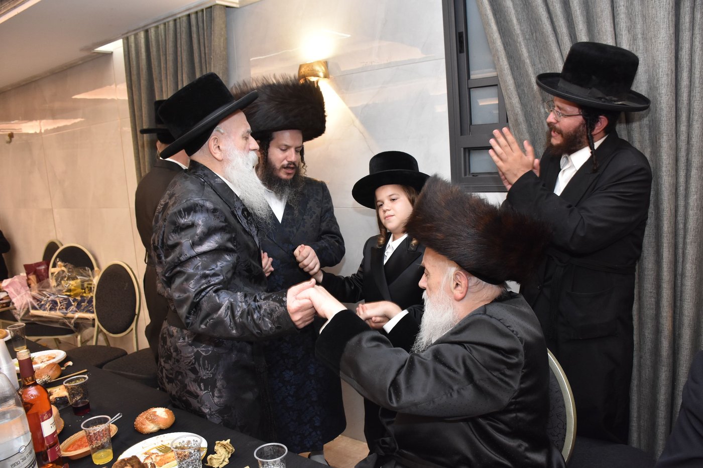 שמחת בר המצווה לנכד גאב"ד יבניאל 
