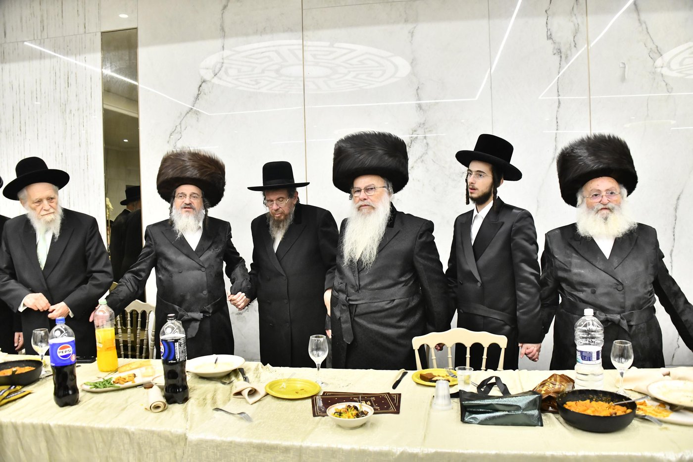 שמחת אירוסי בת גאב"ד סעקלהיד ונכדת גאב"ד עתלית