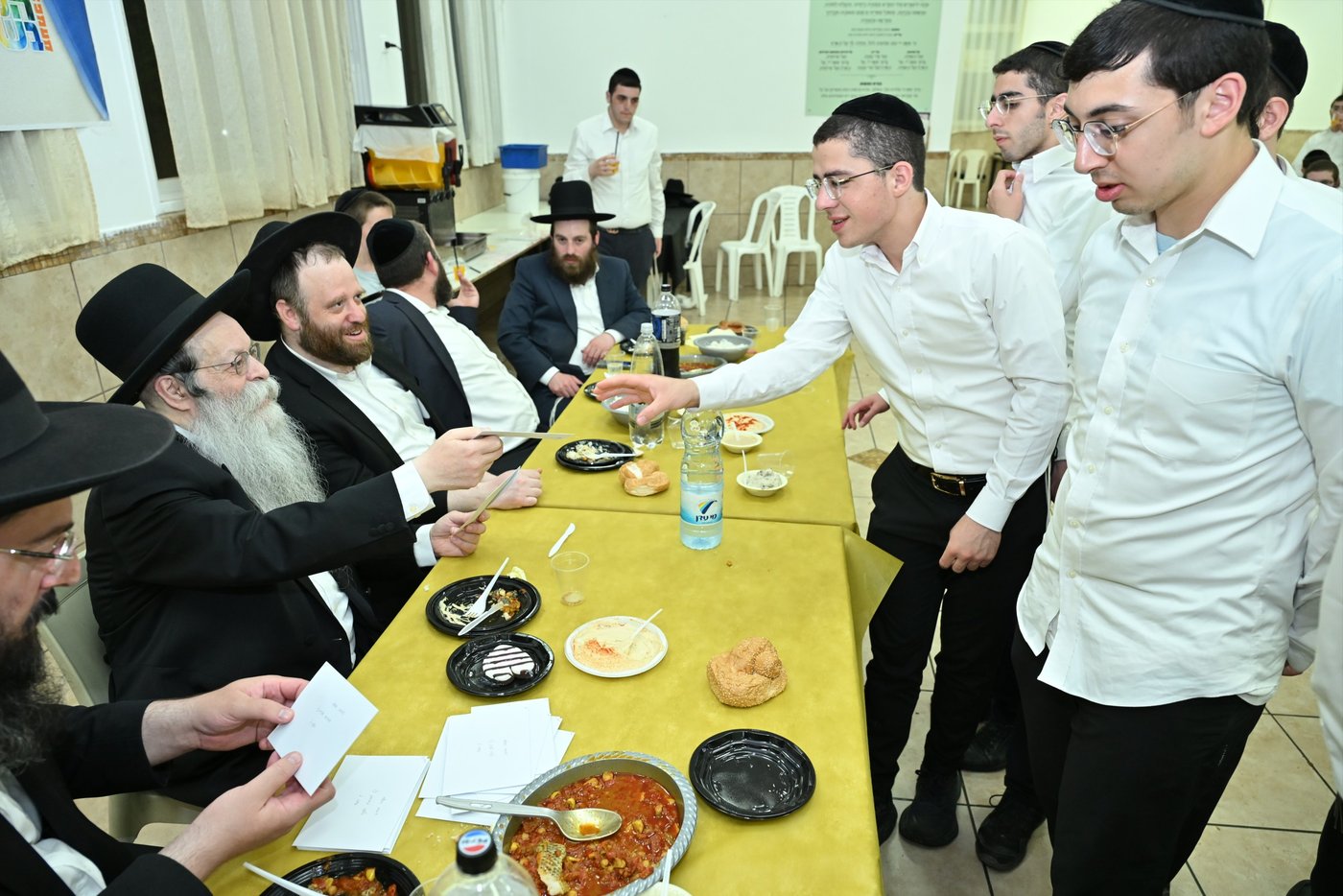 מעמד הסיומים השנתי בקעמפ ישיבת 'קרית מלך' 