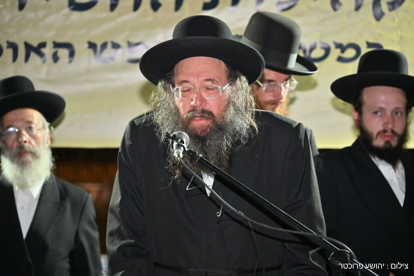 מחאת קהילות החסידים בשערי כלא 10