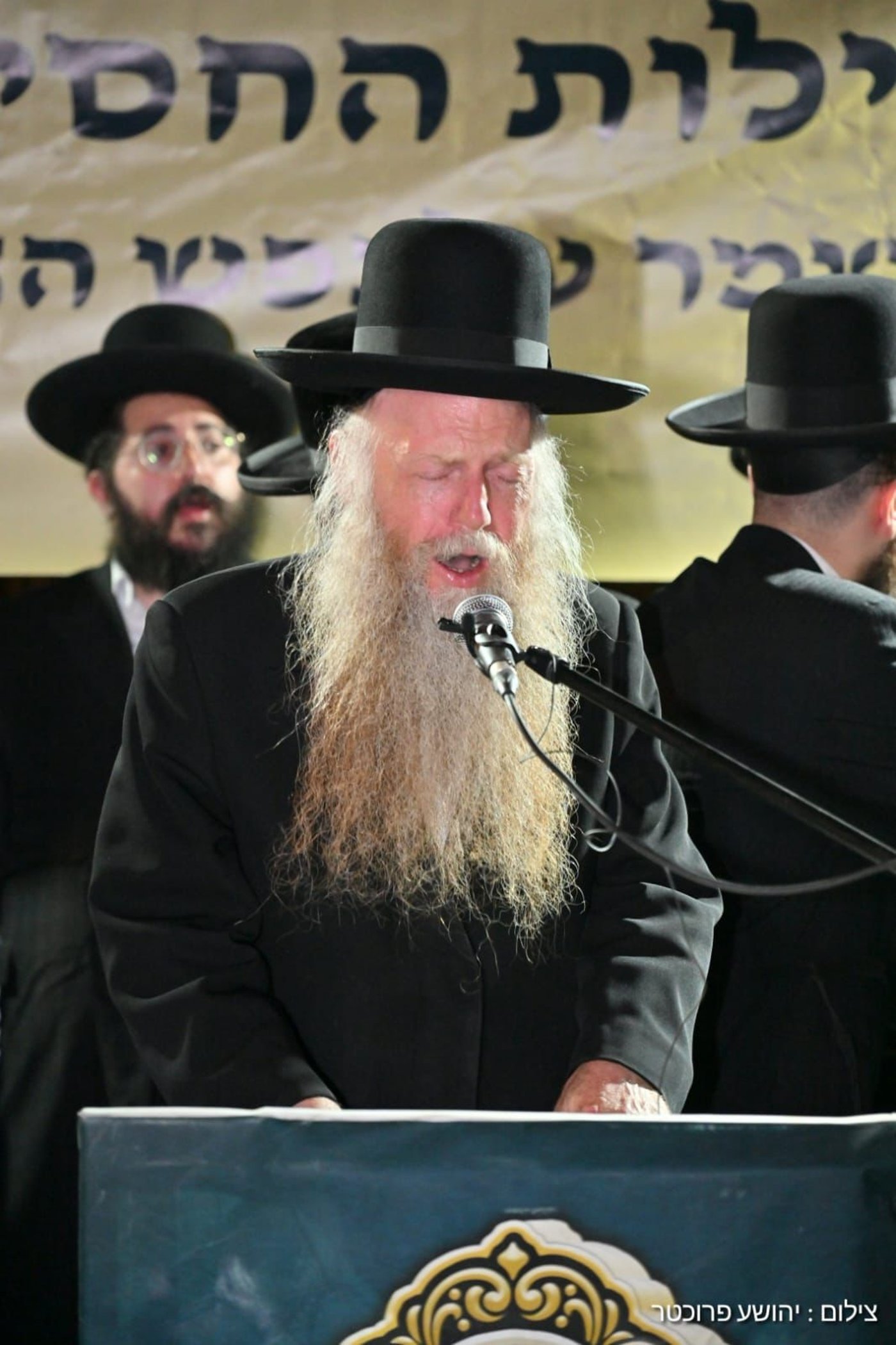 מחאת קהילות החסידים בשערי כלא 10