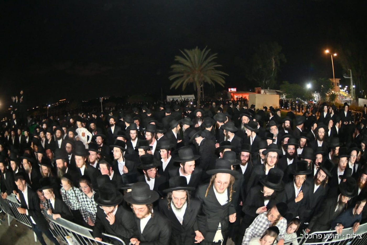 מחאת קהילות החסידים בשערי כלא 10