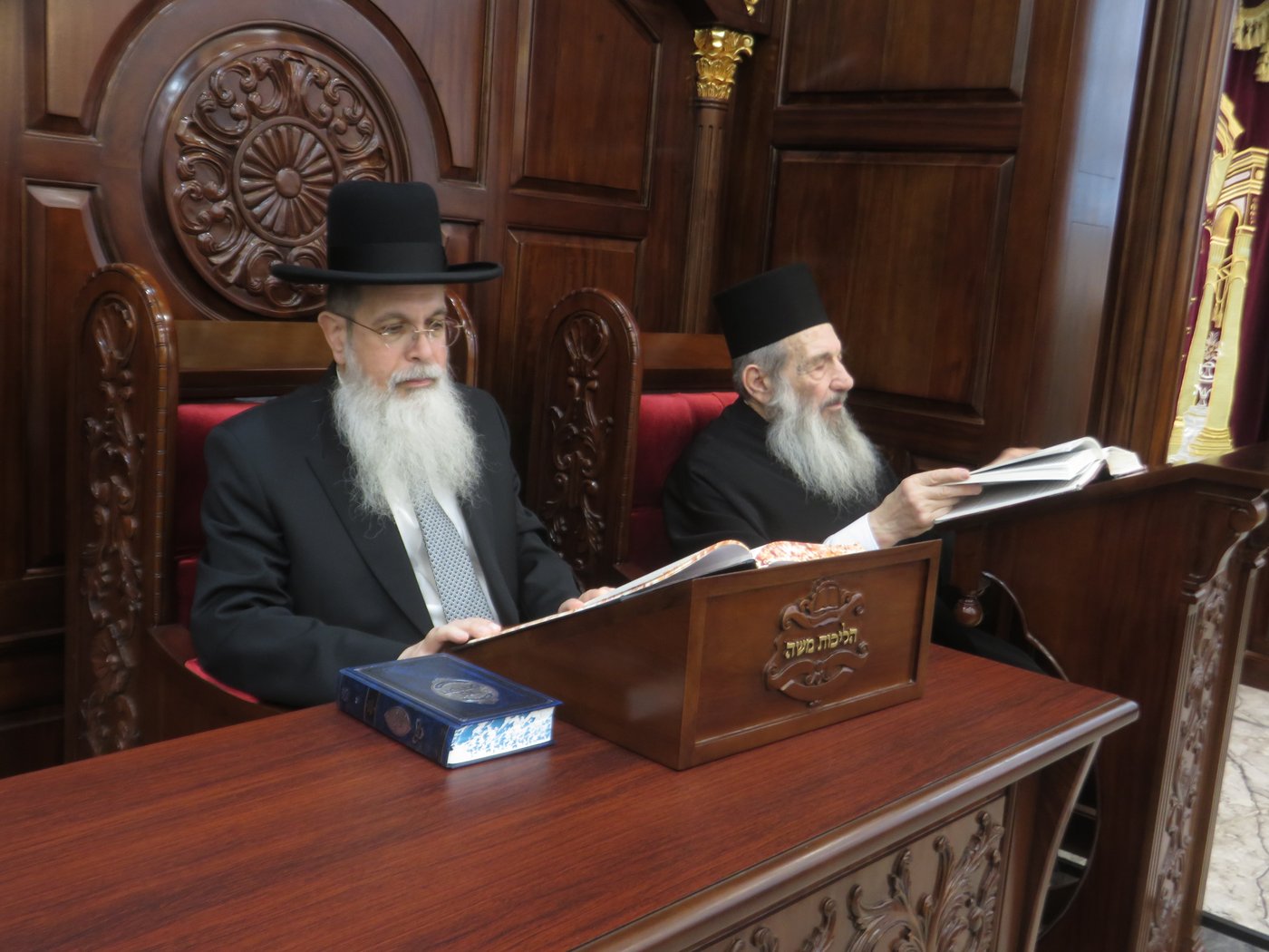 חכם ניסים בן שמעון בשיחה בביהמ"ד 'הליכות משה'