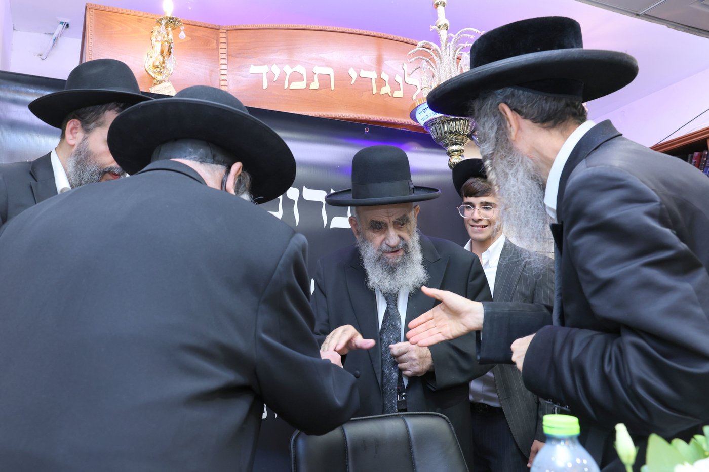 מעמד כבוד התורה ישיבת בין הזמנים תפארת וגדולה