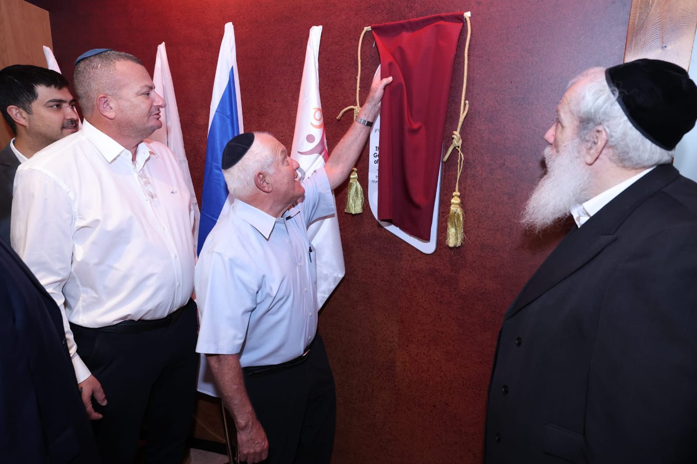 חניכת מרכז המבקרים "חזון לדורות" בבית החזון איש בבני ברק