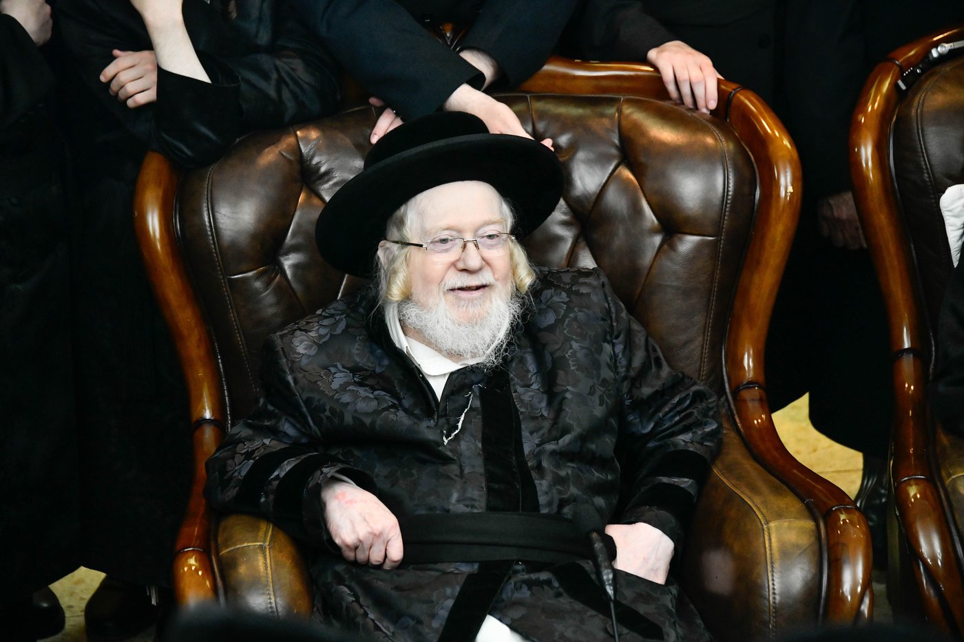 ניחום אבלים אצל האחים האדמו"רים מקרעטשניף ופרמישלאן