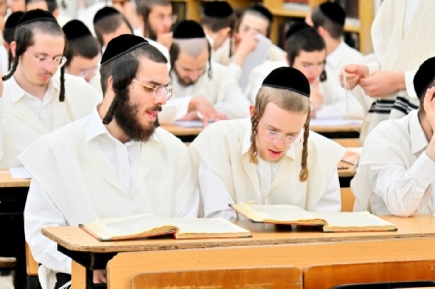 פתיחת הזמן בישיבת המתמידים