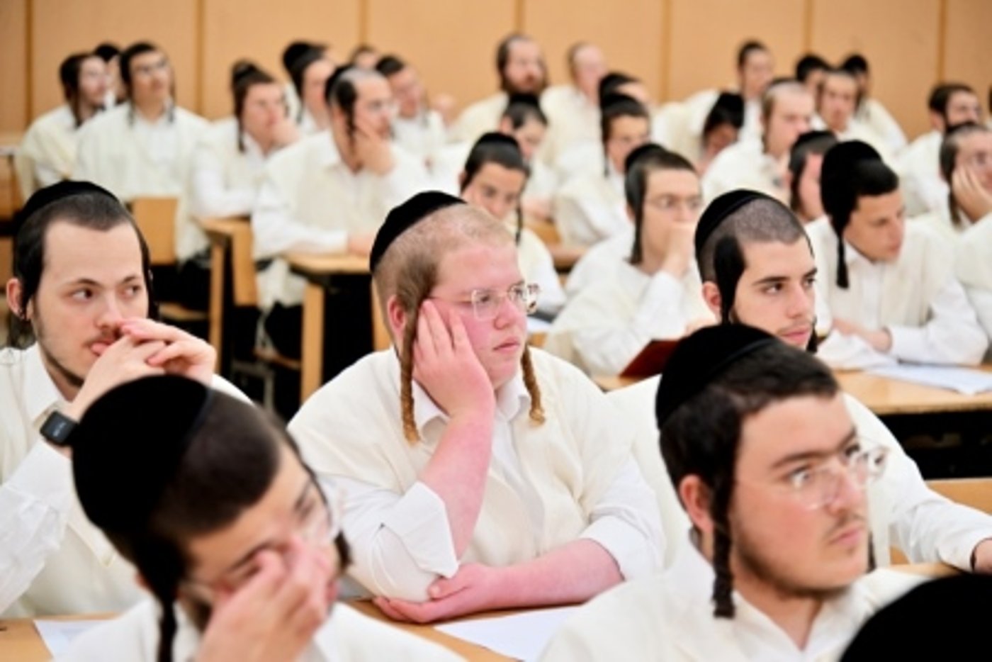 פתיחת הזמן בישיבת המתמידים