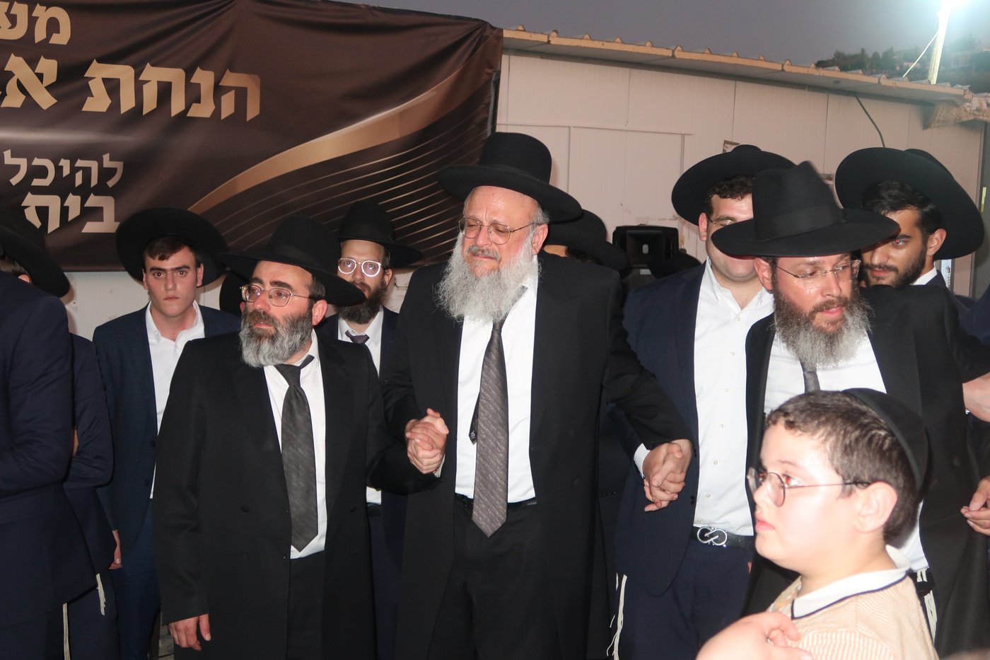 מעמד הנחת אבן הפינה לישיבת 'בית אשר' במודיעין עילית
