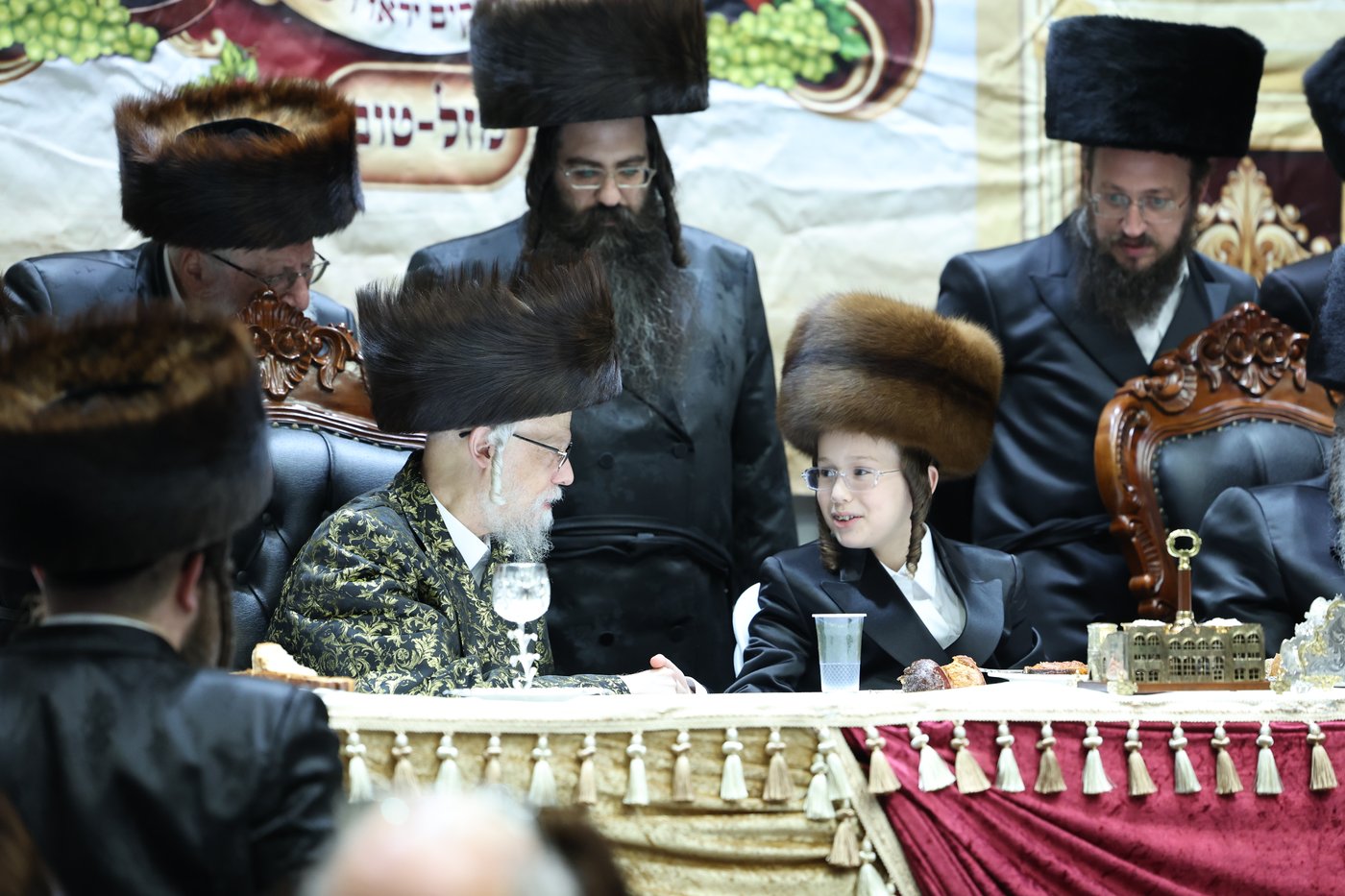 שמחת בר המצווה לנכדי האדמו"רים מסערט ויז'ניץ ומודז'יץ