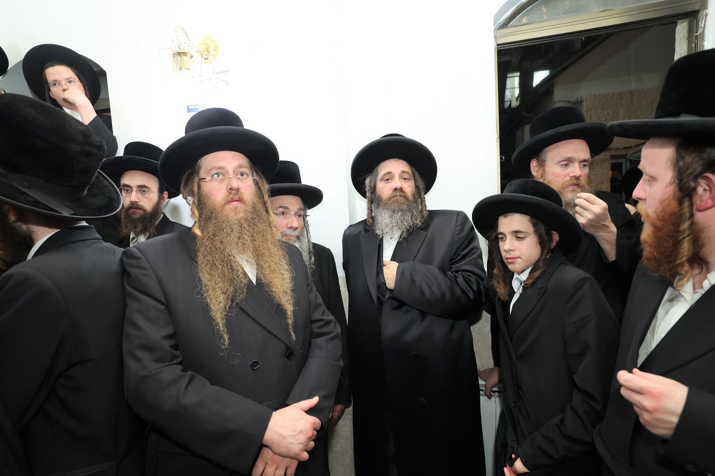 מסע הלויית האדמו"ר מקרעטשניף סיגעט זצ"ל