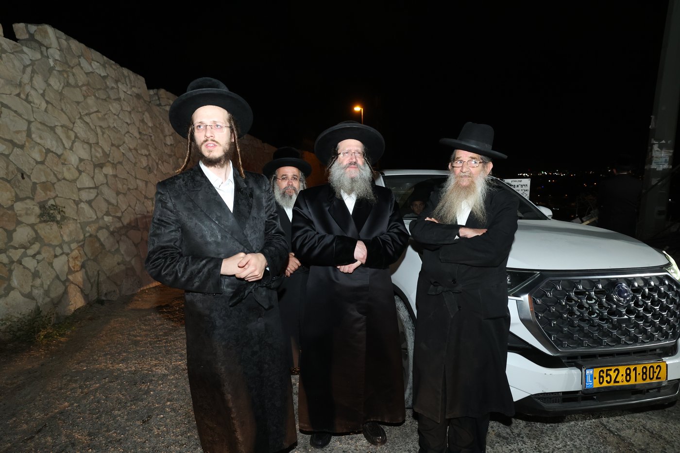 מסע הלויית האדמו"ר מקרעטשניף סיגעט זצ"ל