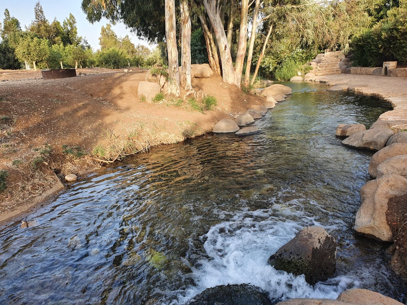 מעין גדעון [מתוך ספר 'המקומות הנדירים הקדושים והרטובים בארץ ישראל]
