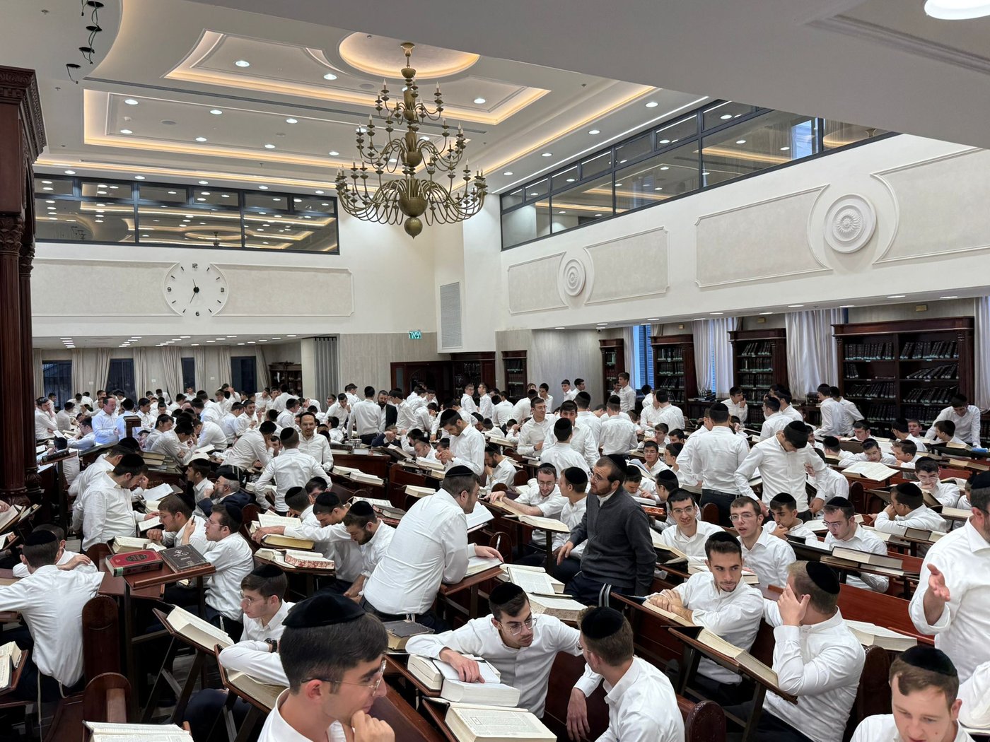 פתיחת הזמן בישיבת 'נחלת הלויים' 