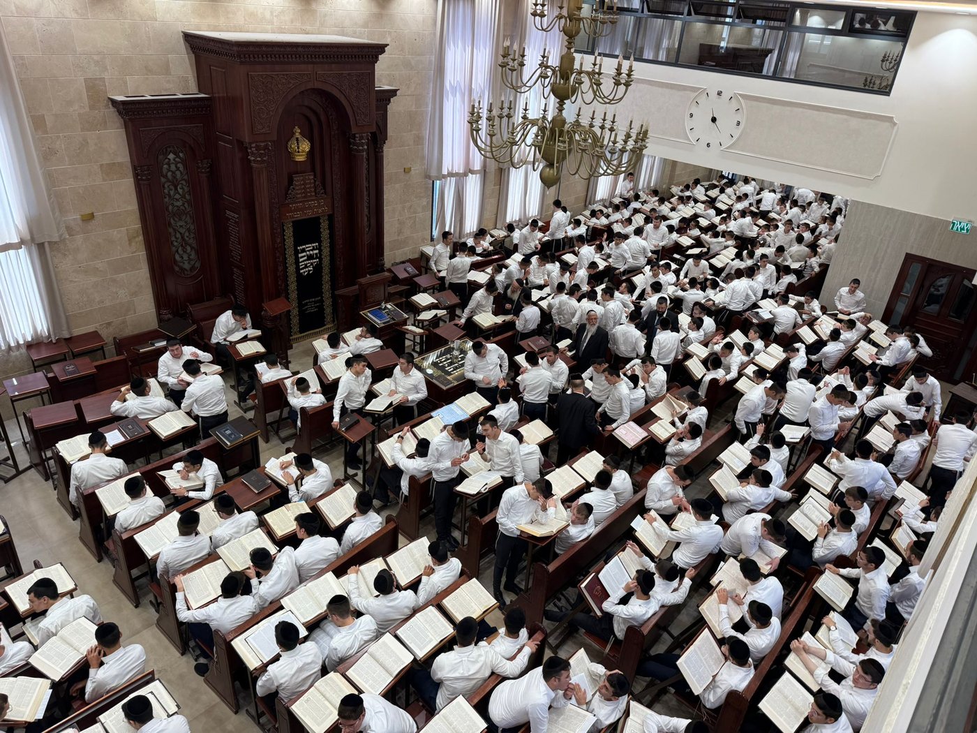 פתיחת הזמן בישיבת 'נחלת הלויים' 