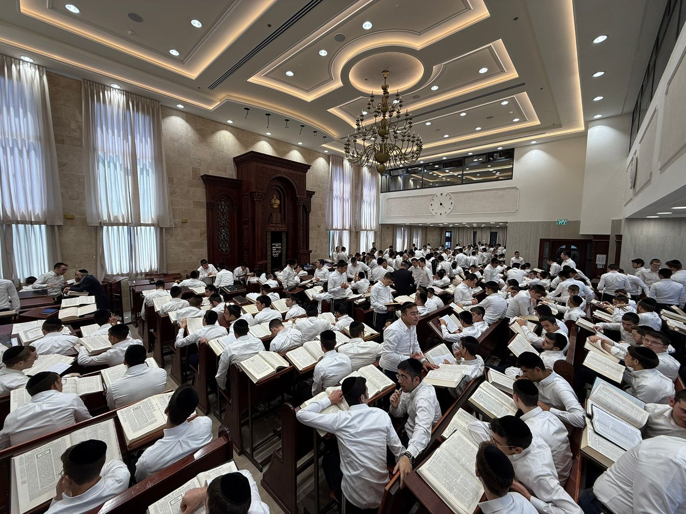 פתיחת הזמן בישיבת 'נחלת הלויים' 