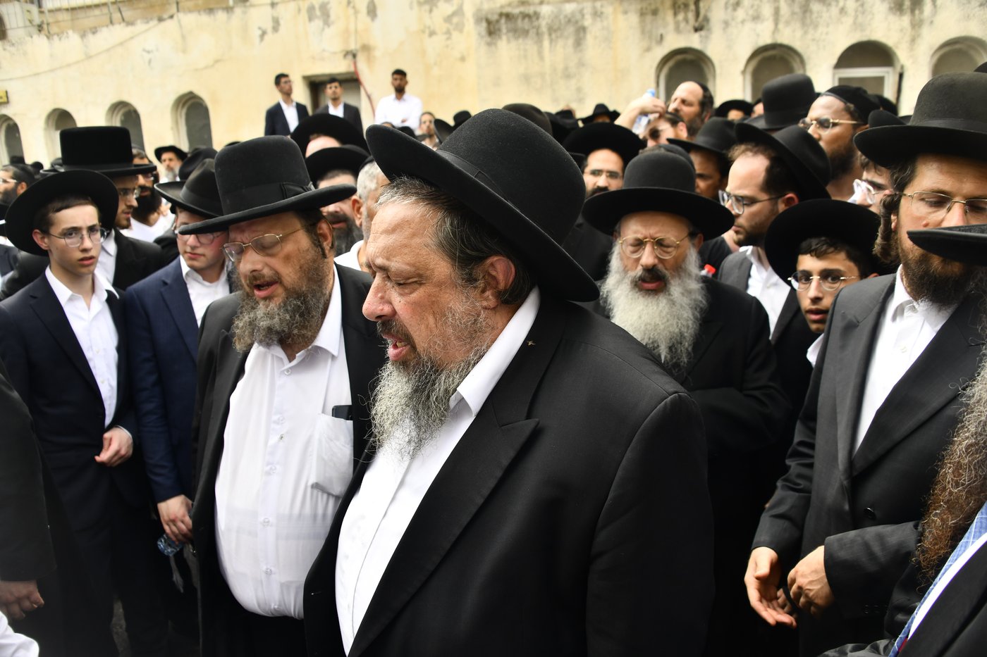 מסע הלוויית המקובל הגה"צ רבי דוד חיים שטרן זצ"ל