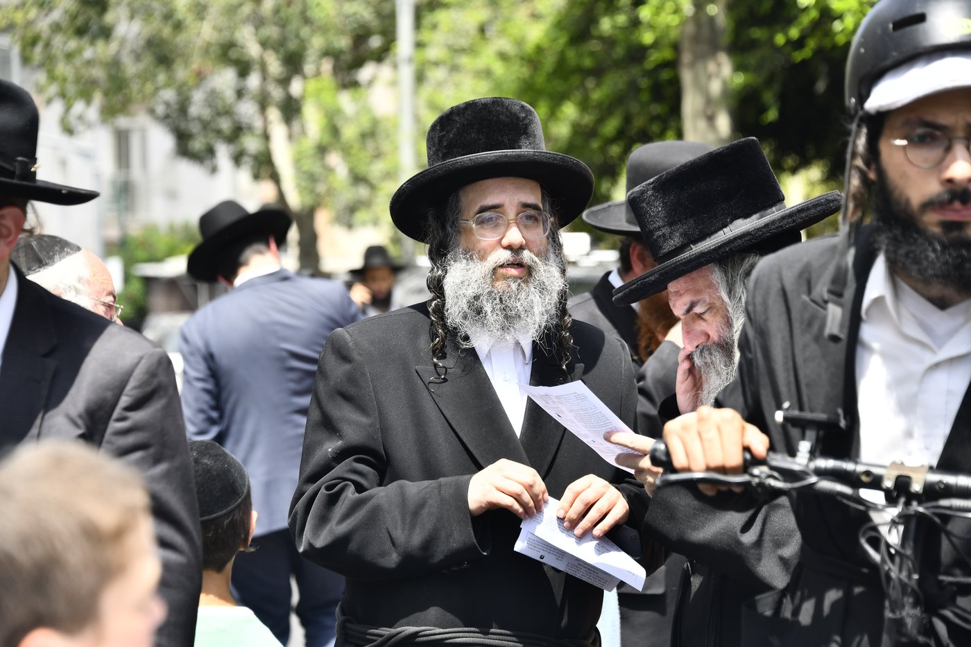 מסע הלוויית המקובל הגה"צ רבי דוד חיים שטרן זצ"ל