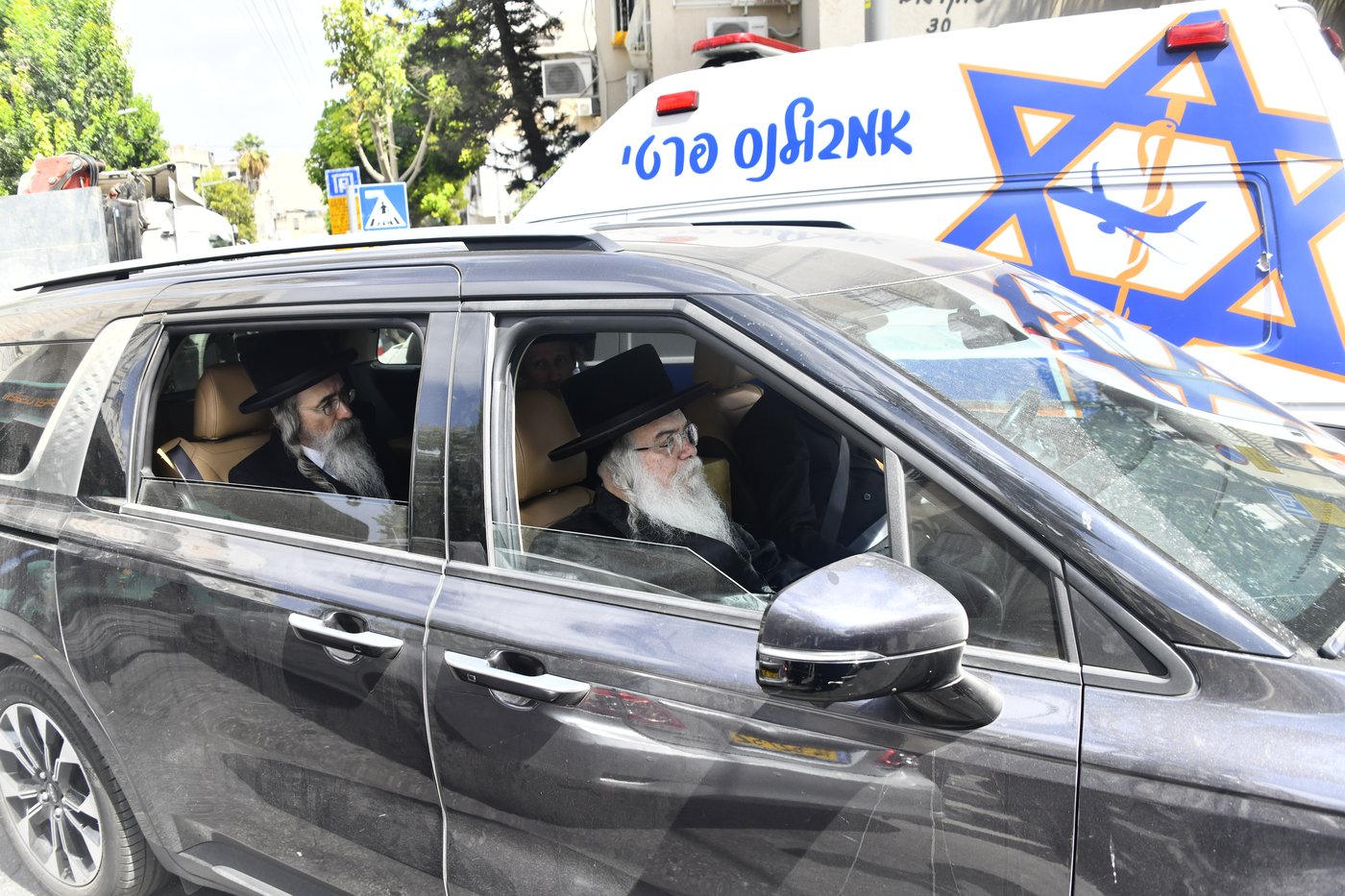 מסע הלוויית המקובל הגה"צ רבי דוד חיים שטרן זצ"ל