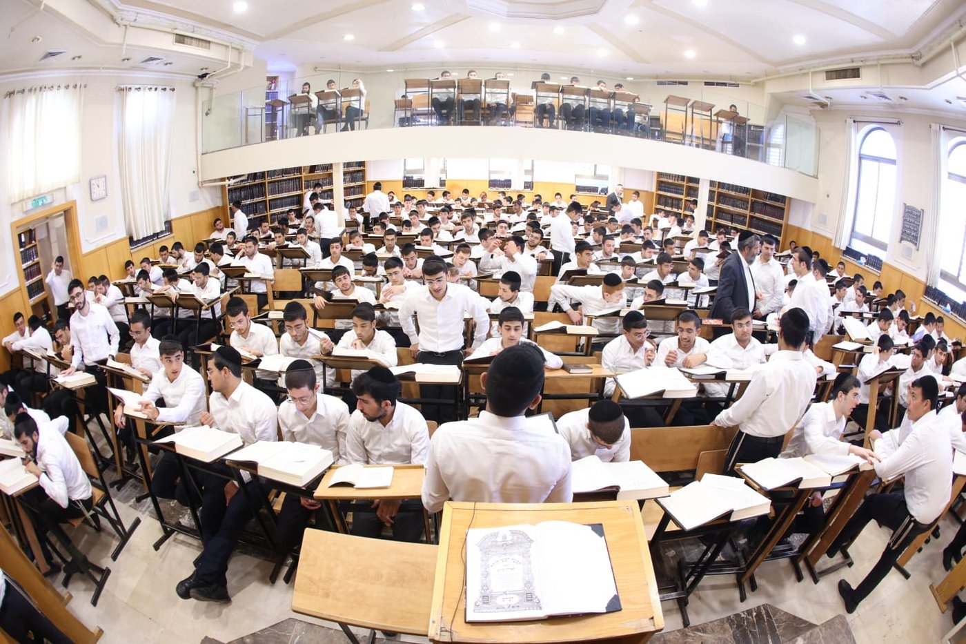 פתיחת הזמן בישיבת ברית יעקב