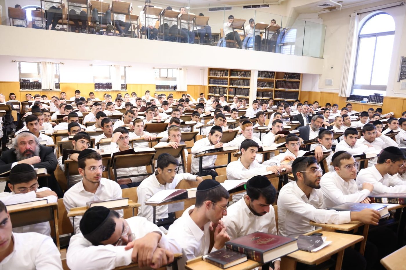 פתיחת הזמן בישיבת ברית יעקב