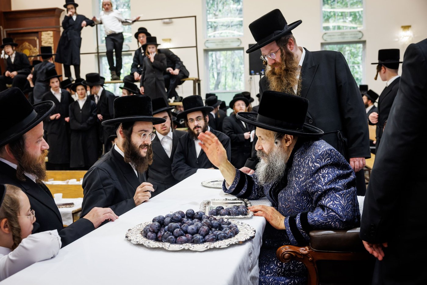 ר"ח אלול בצל האדמו"ר מבאבוב 45