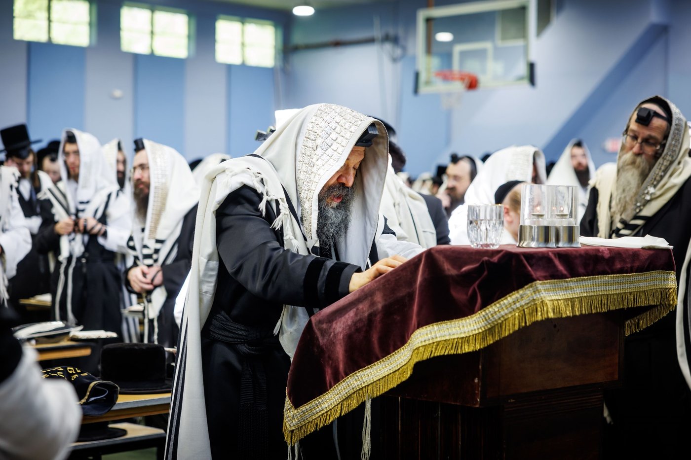 ר"ח אלול בצל האדמו"ר מבאבוב 45