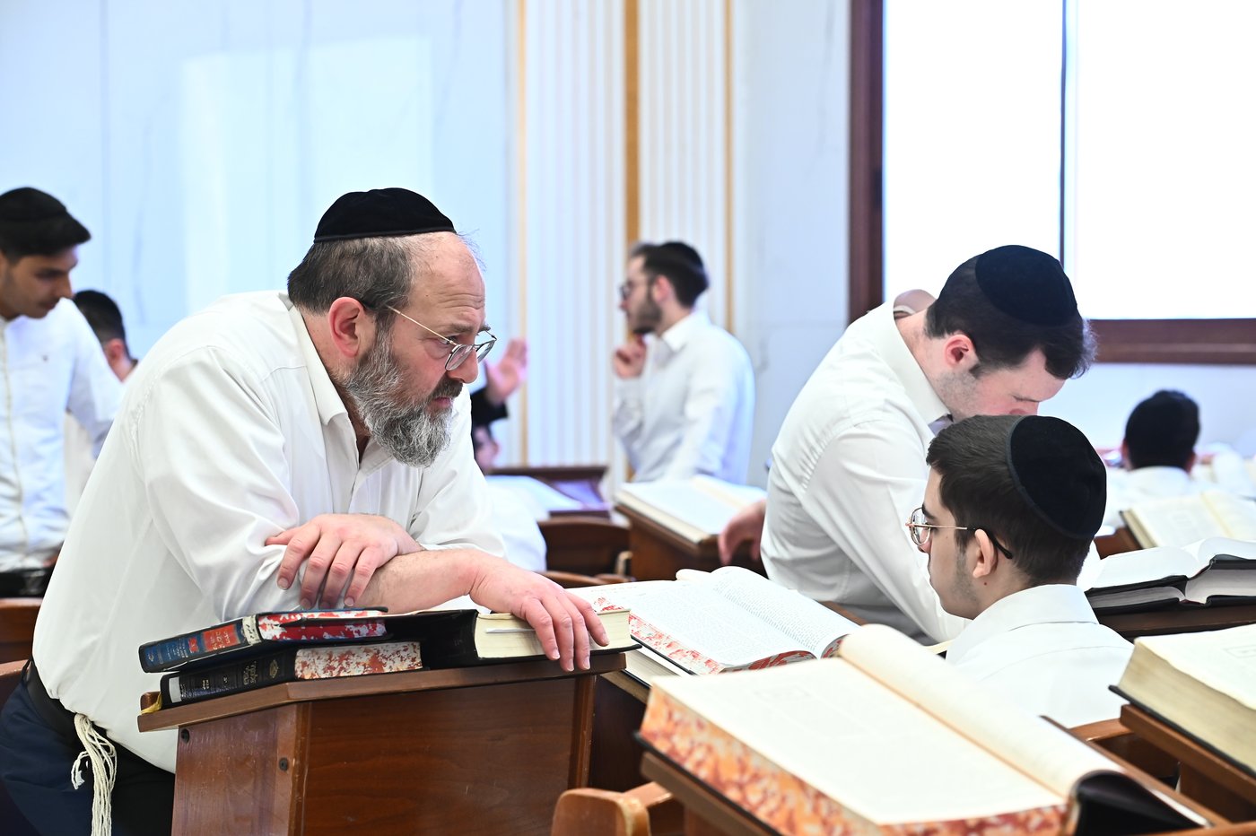 פתיחת זמן בישיבת 'עטרת ישראל'