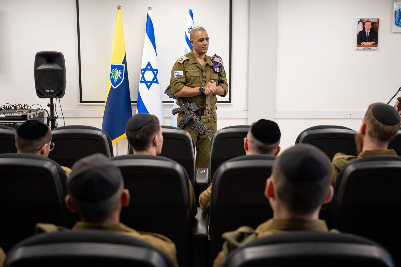 ראש אגף כוח אדם, אלוף דדו בר כליפא, והמתגייסים החרדים